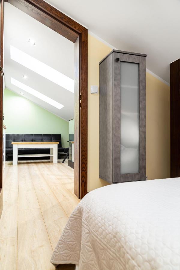 Househost Apartment:Bracka 3/15A كراكوفيا المظهر الخارجي الصورة